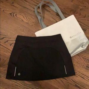 New Athleta Womens Black Skirt, size XS w/bag